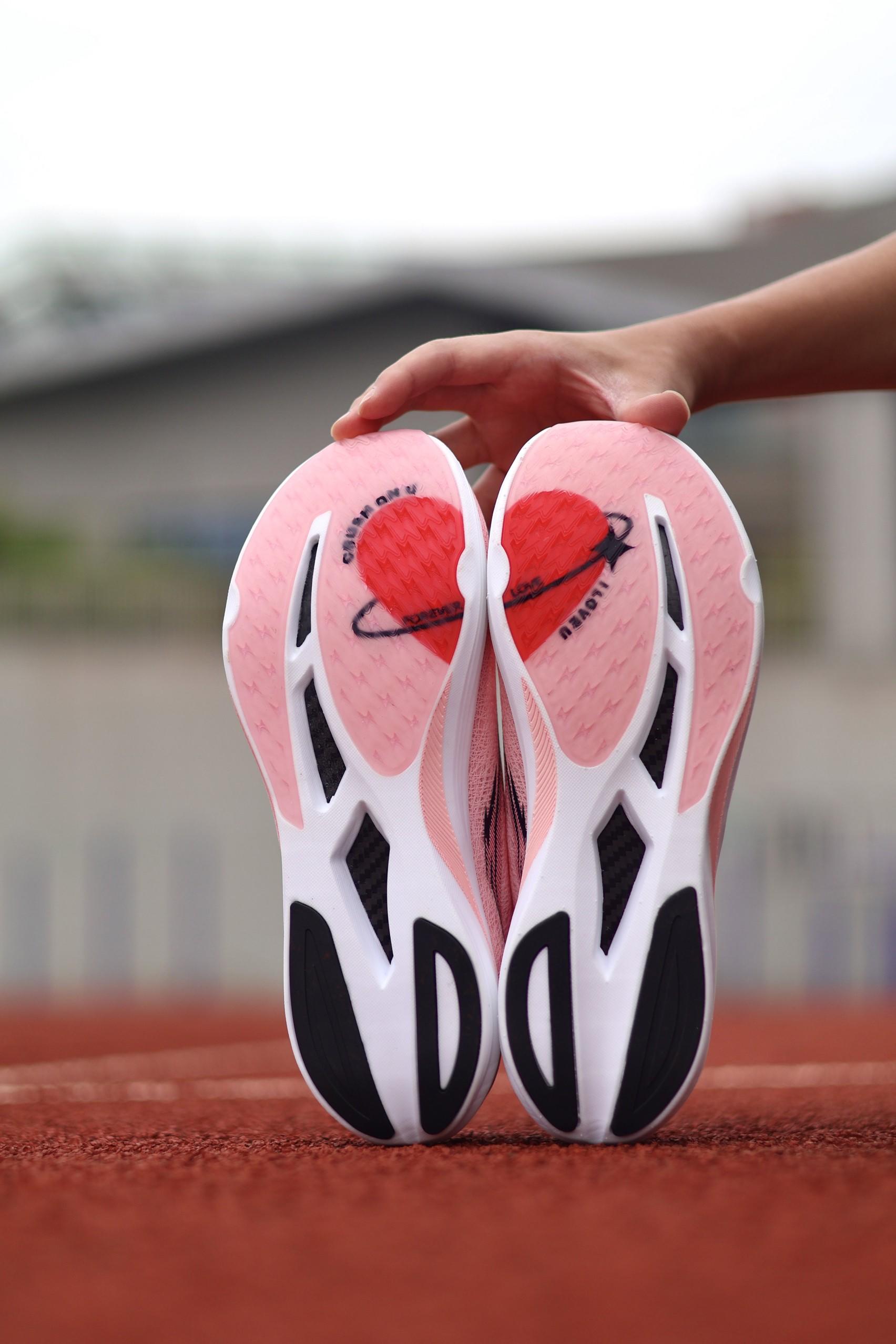 1314限定❓这跑鞋太神仙💕